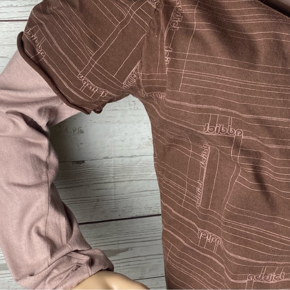 Unique Addict Clothing Company Shirt - Picture 5 of 12